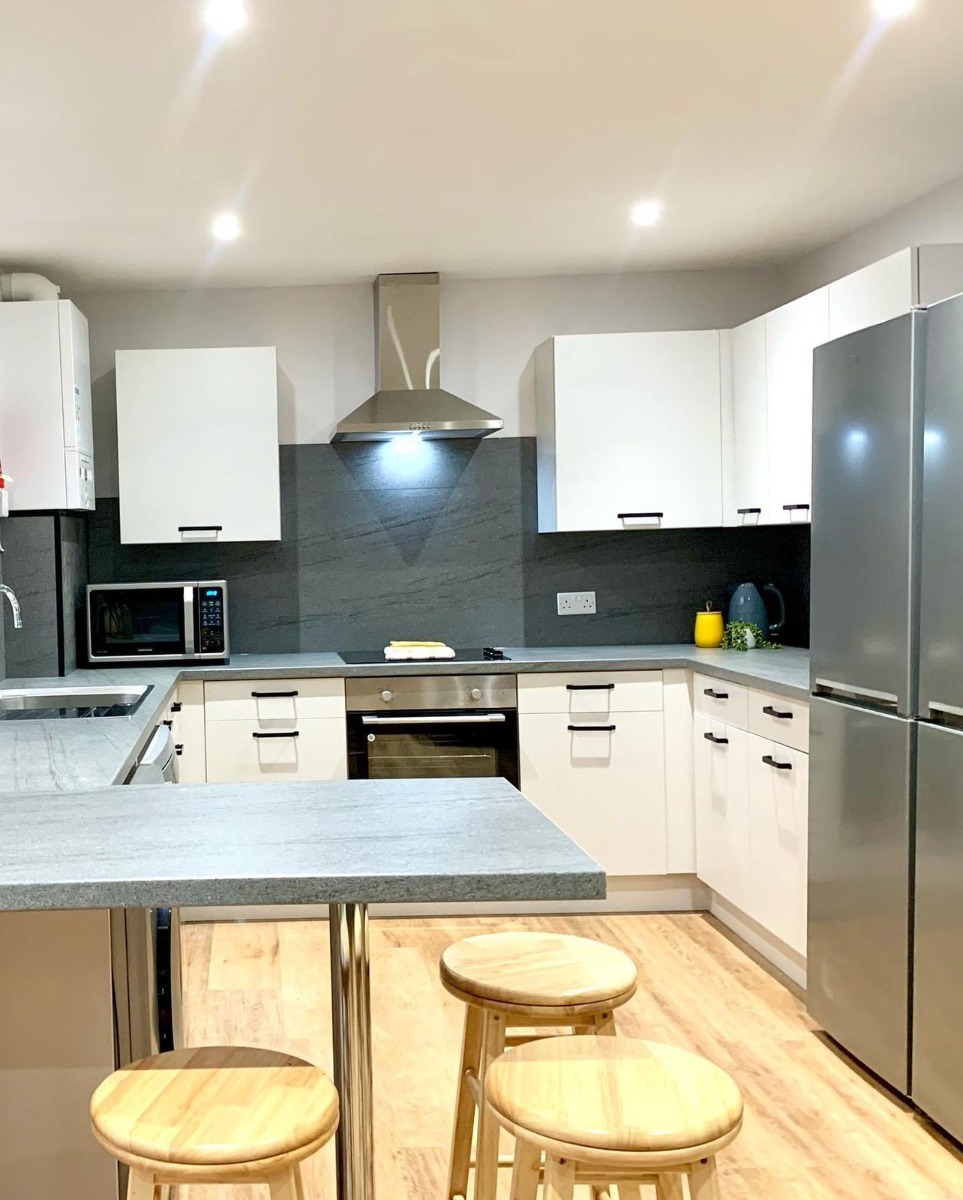 Company: Image 153